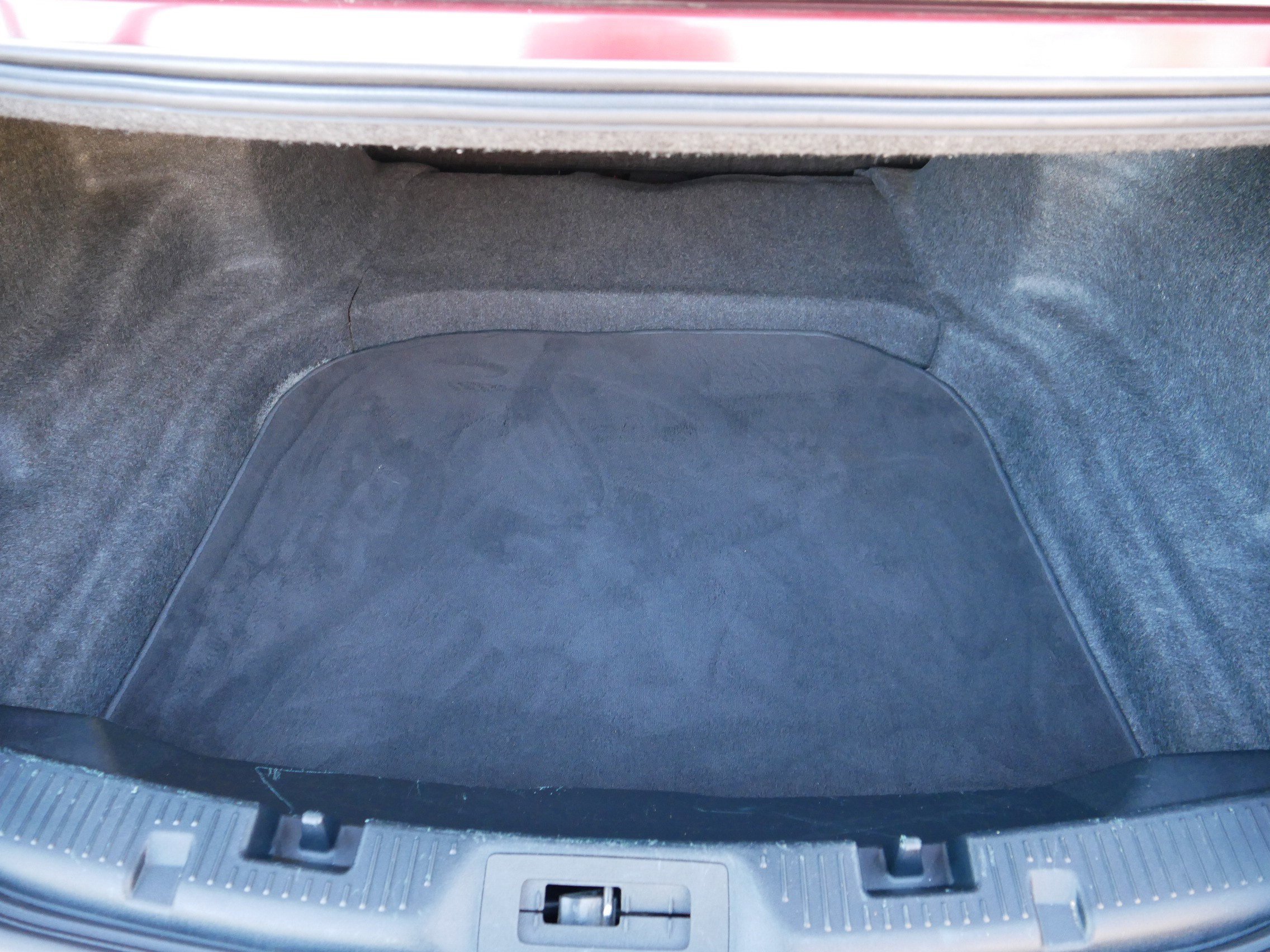 Used 2015 Lincoln MKS w/ Equipment Group 101A image 18