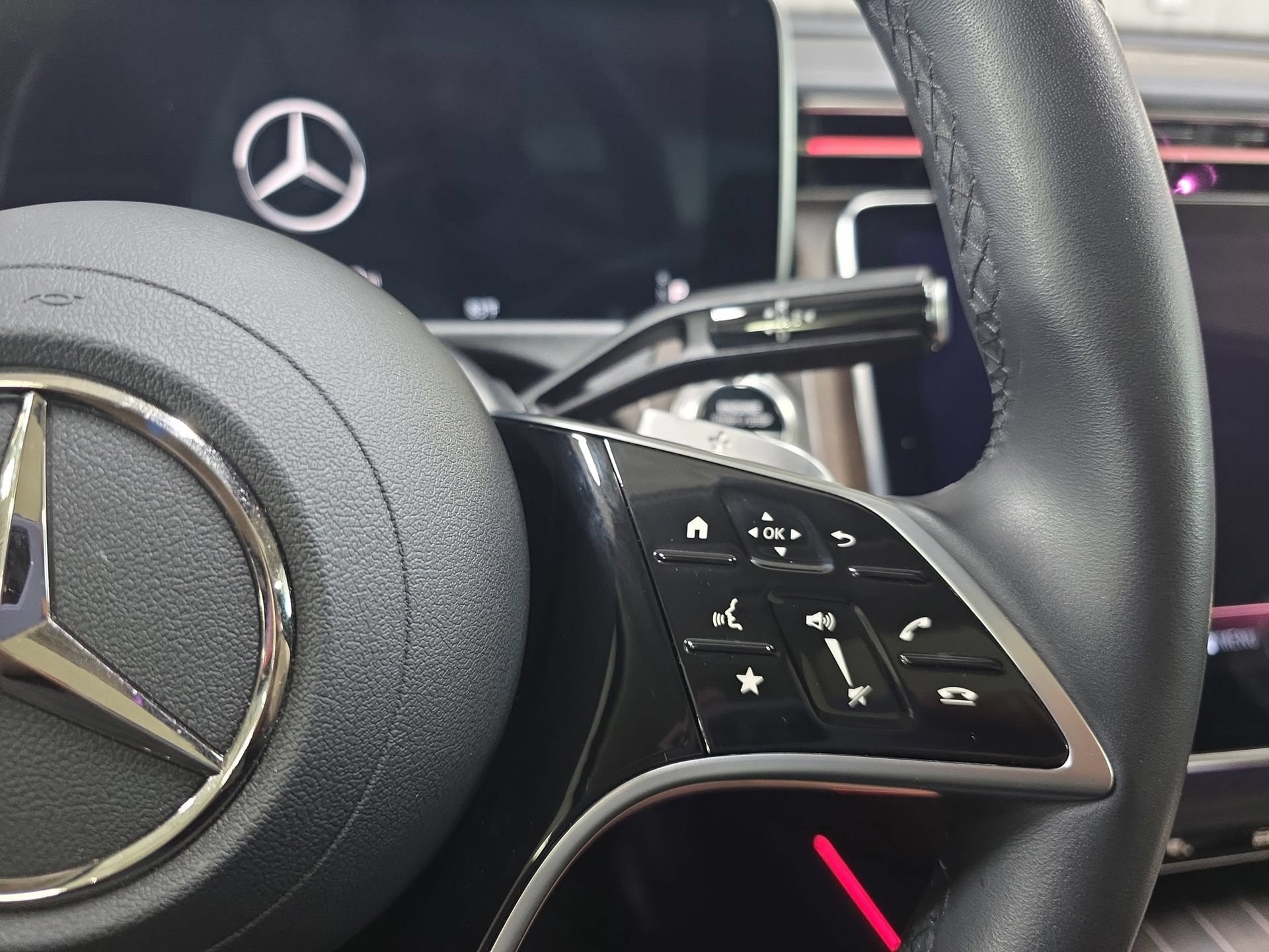 Certified 2025 Mercedes-Benz E 350 Sedan image 18