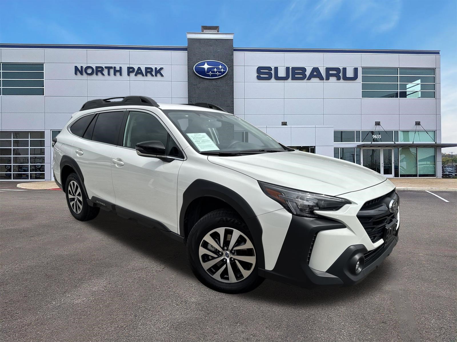 Certified 2024 Subaru Outback Premium AWD/4WD image 1