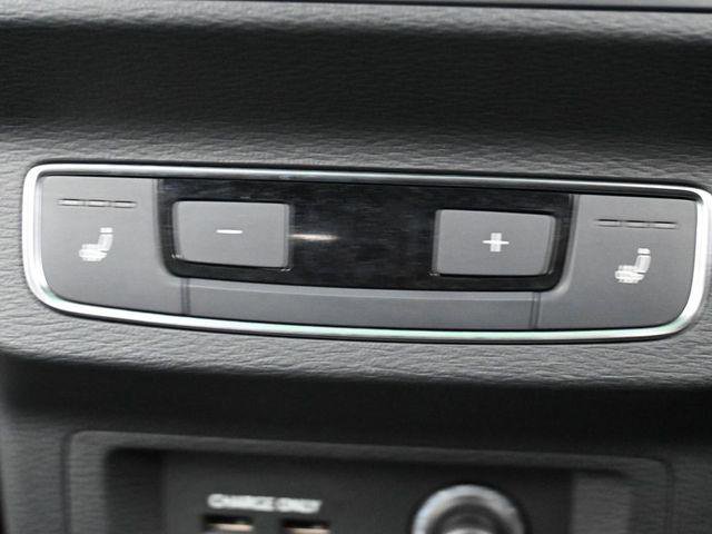 Used 2023 Audi SQ5 Prestige w/ Prestige Package image 36