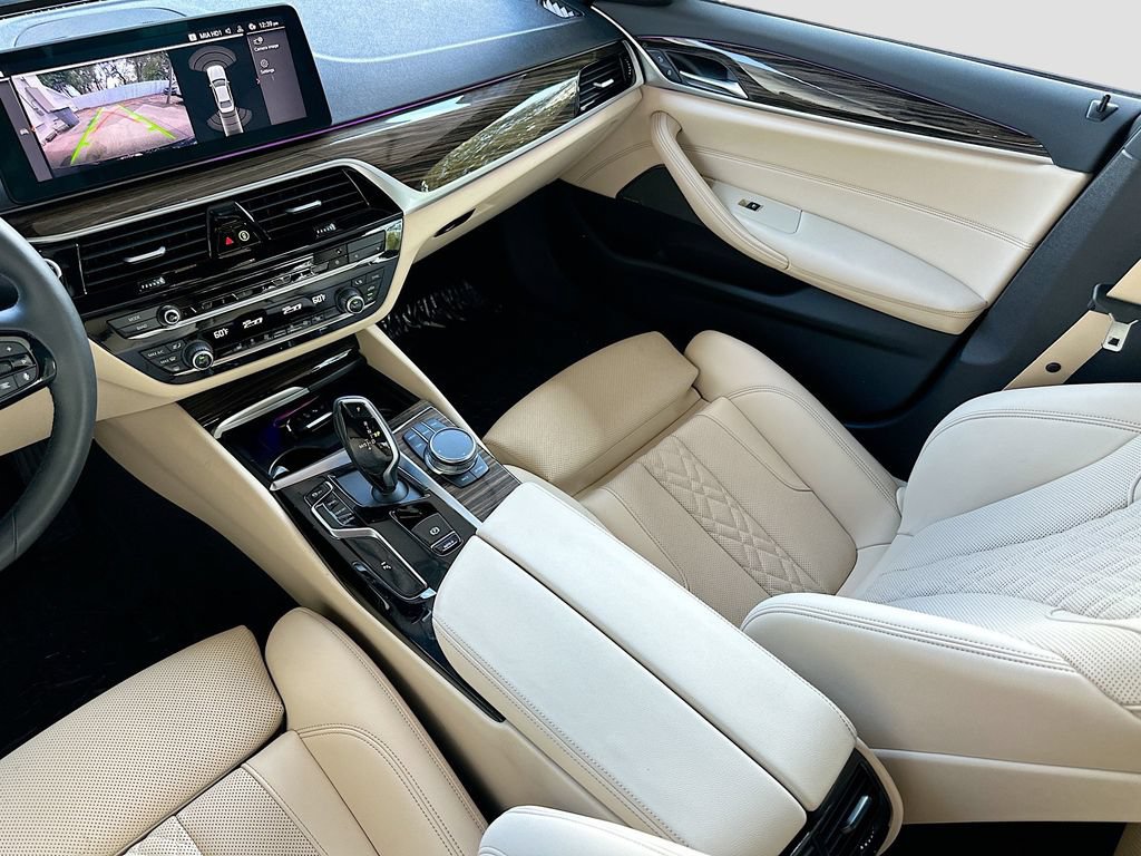 Used 2023 BMW 530i xDrive w/ Premium Package AWD/4WD image 19