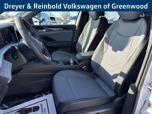 New 2026 Volkswagen Tiguan SE R-Line image 25