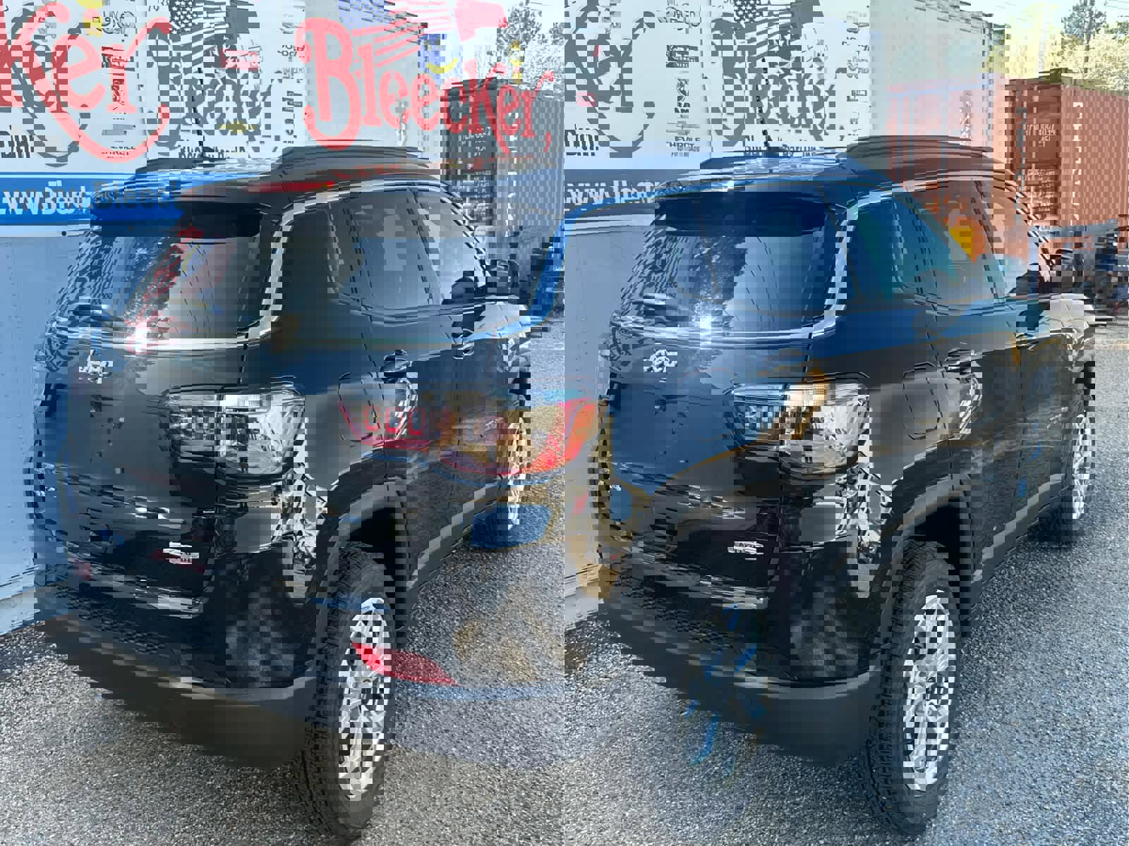 New 2025 Jeep Compass Latitude w/ Convenience Group image 3