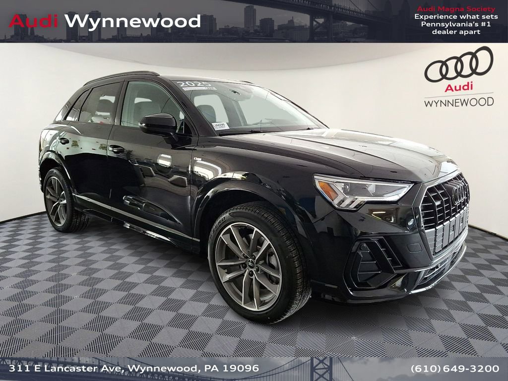 Certified 2025 Audi Q3 2.0T Premium w/ Convenience Package image 1