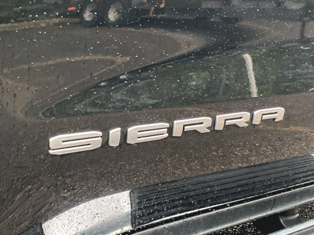 Used 2020 GMC Sierra 1500 SLT w/ SLT Premium Plus Package AWD/4WD image 32