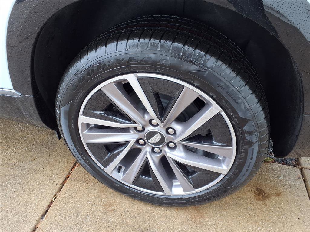 New 2026 Cadillac Vistiq Sport image 13