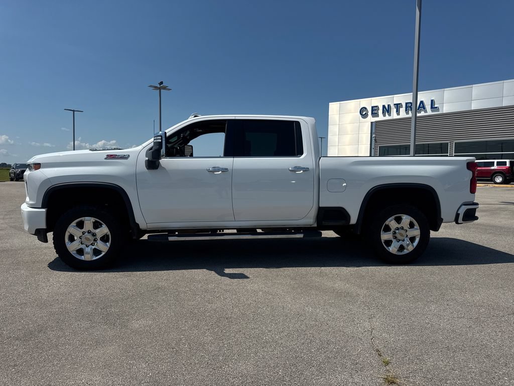 Used 2022 Chevrolet Silverado 2500 LTZ w/ Z71 Chrome Sport Edition AWD/4WD image 3