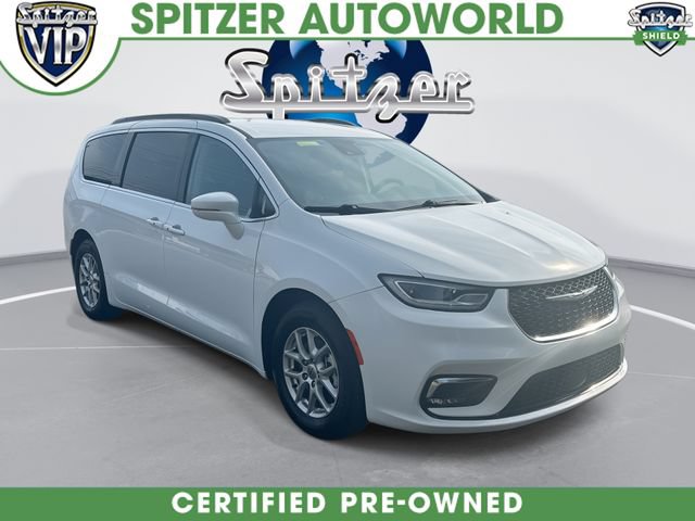 Certified 2022 Chrysler Pacifica Touring-L