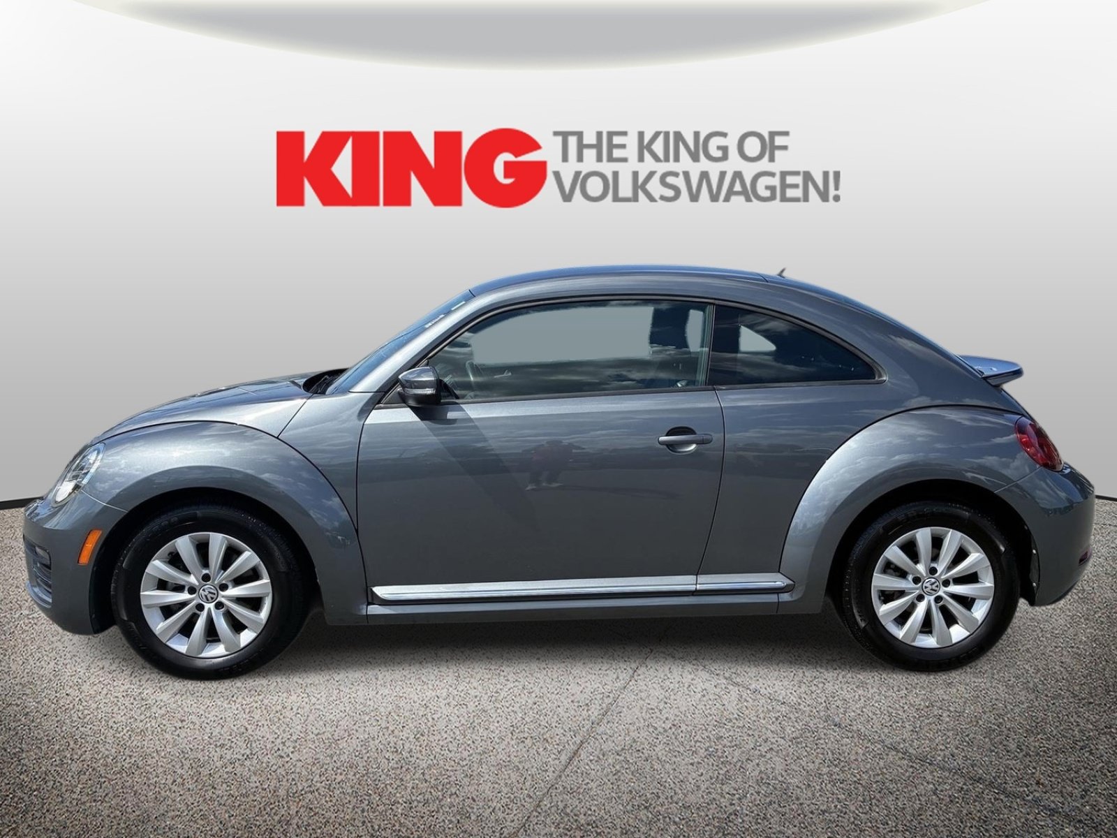 Used 2019 Volkswagen Beetle 2.0T S FWD image 7