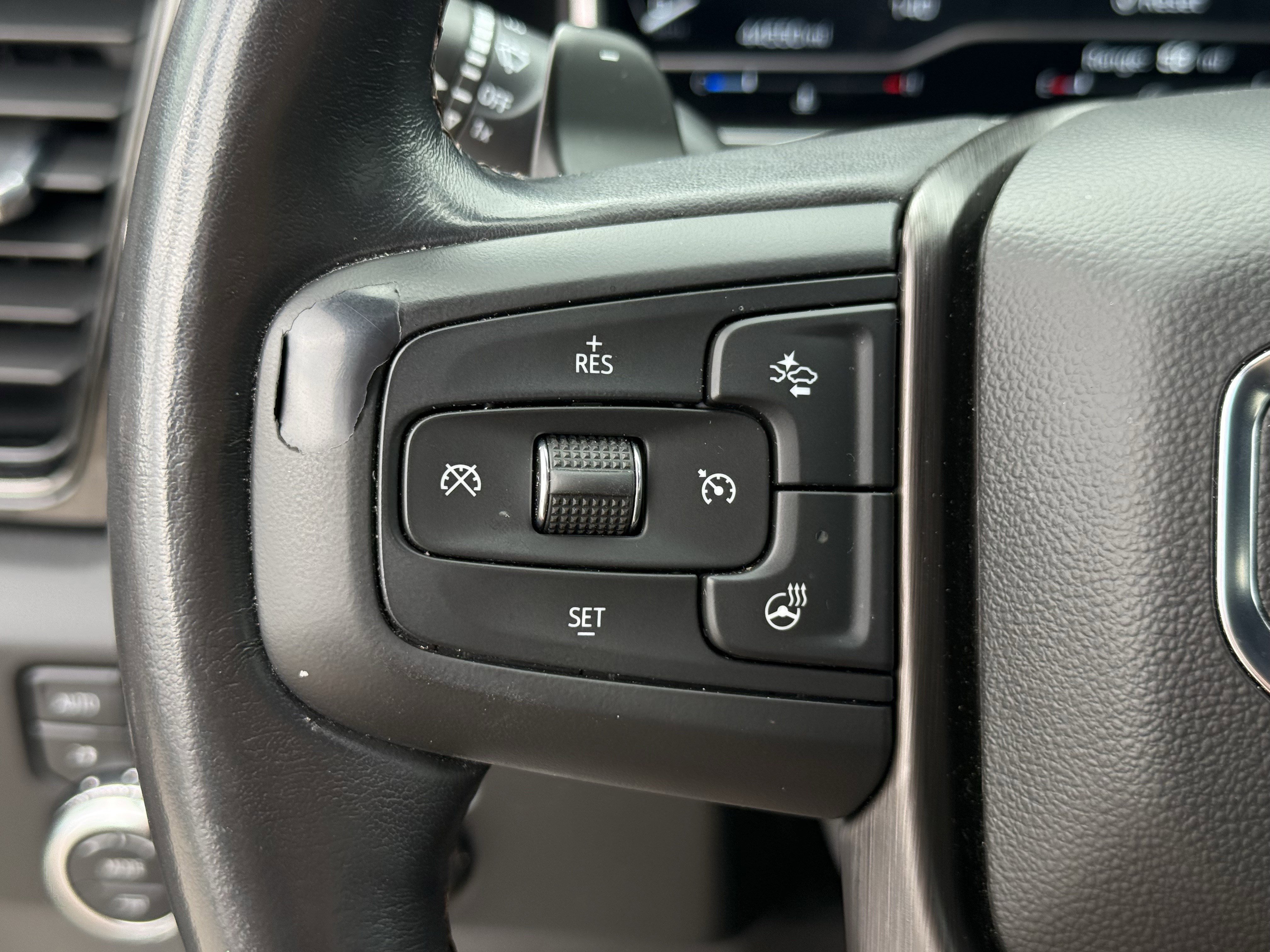Used 2022 GMC Sierra 1500 AT4 w/ AT4 Premium Package AWD/4WD image 16
