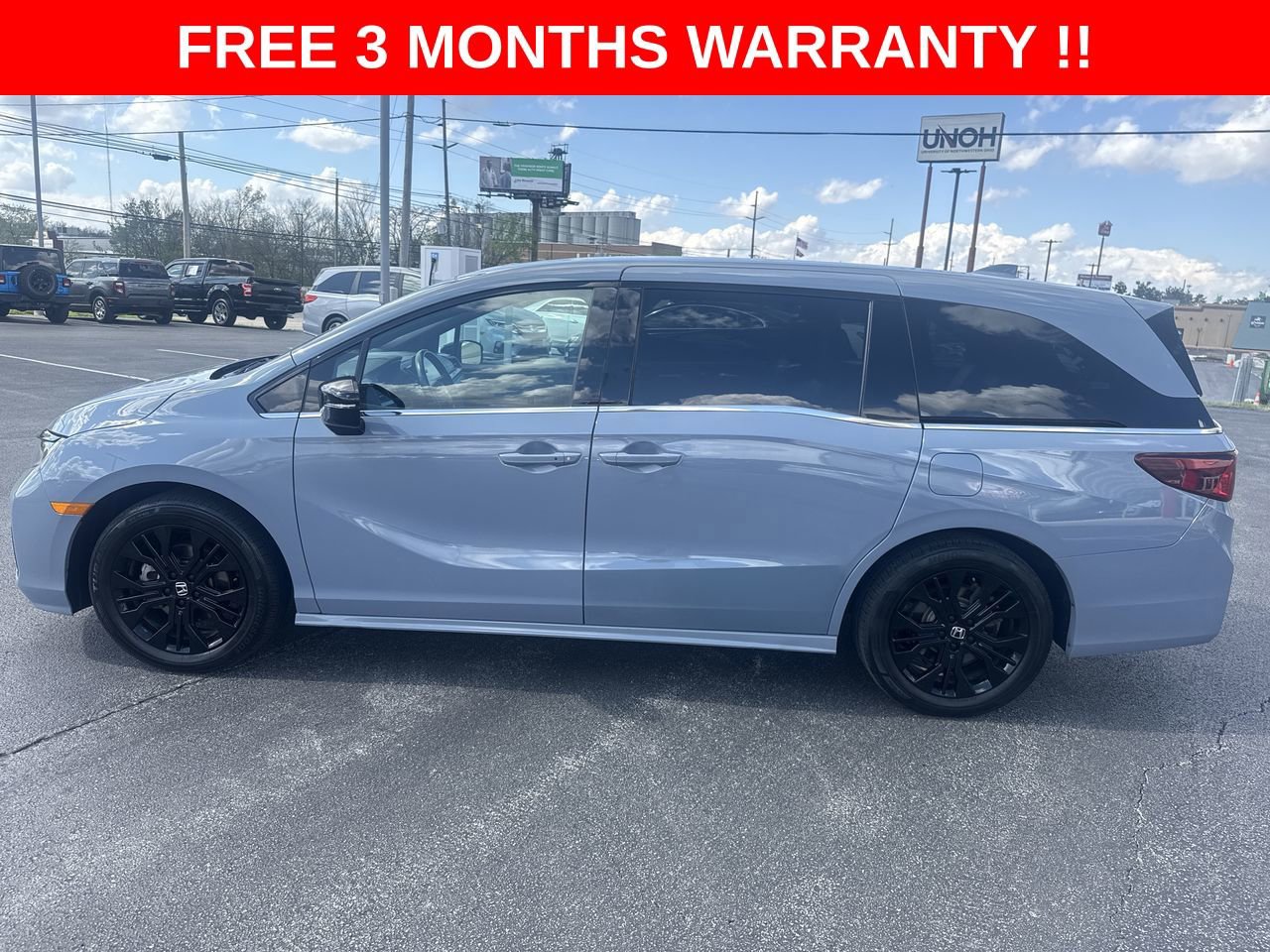 Used 2025 Honda Odyssey Sport-L image 36