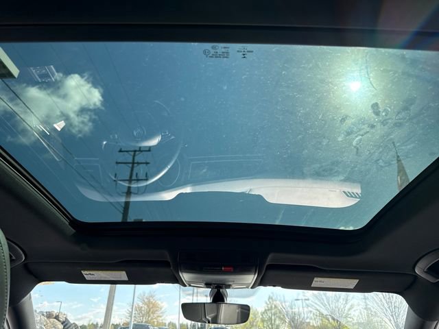 Used 2021 Volkswagen Tiguan SE image 22