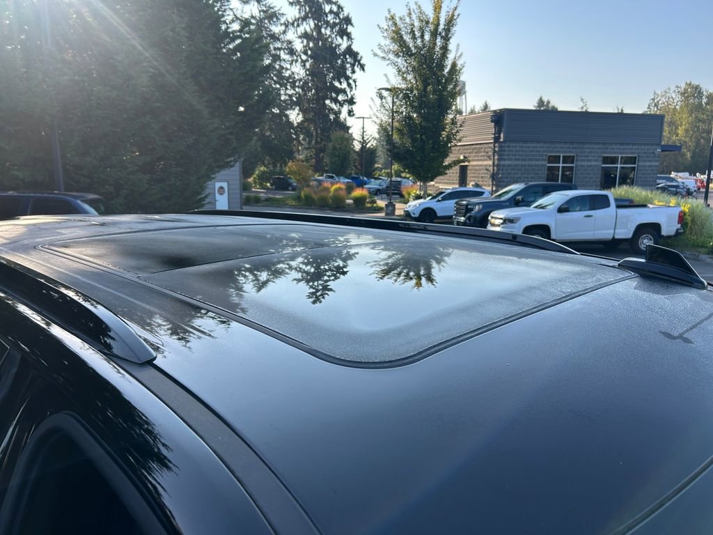 Used 2021 Chevrolet Tahoe RST image 29