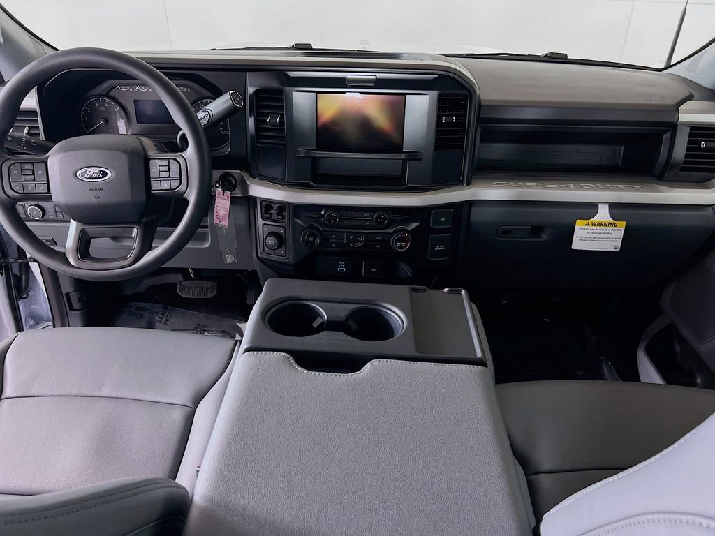 New 2026 Ford F350 XL w/ XL Chrome Package image 7