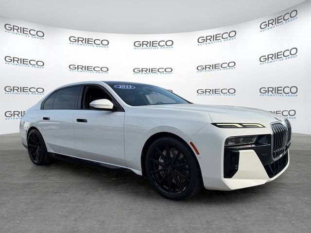 Used 2023 BMW 760i xDrive AWD/4WD image 1