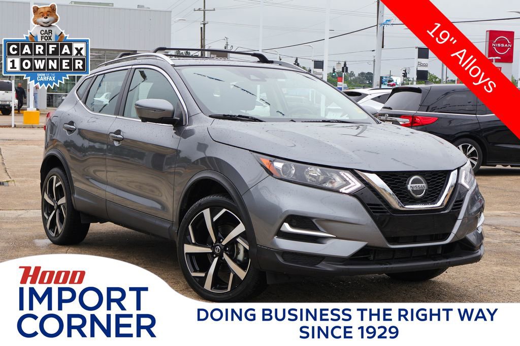 Used 2022 Nissan Rogue Sport SL FWD image 1