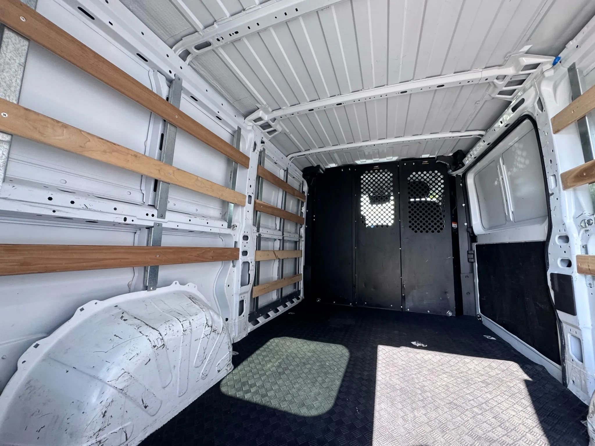 Used 2023 RAM ProMaster 2500 image 25