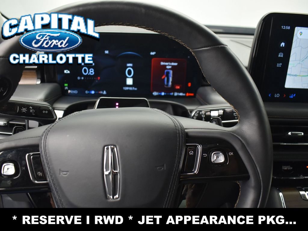 Used 2025 Lincoln Aviator Reserve w/ Jet Appearance Package image 12