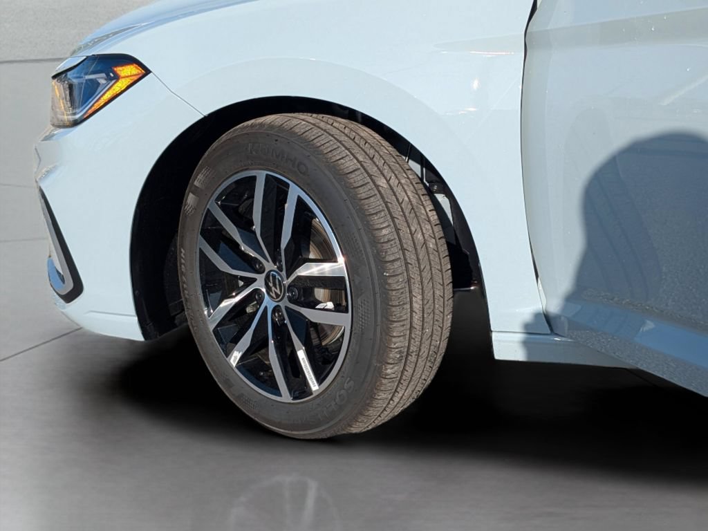 New 2026 Volkswagen Jetta SE FWD image 29