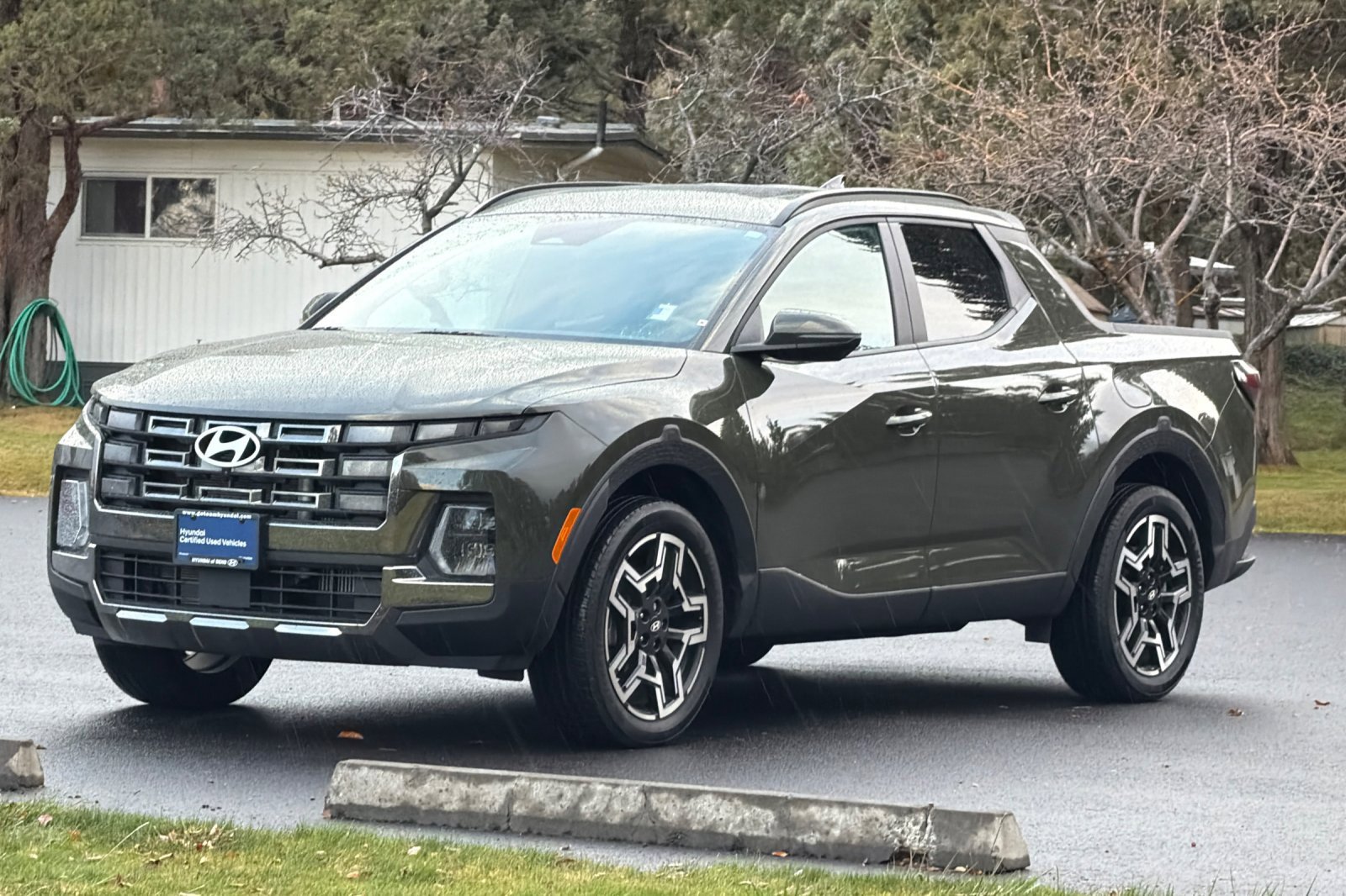 Certified 2025 Hyundai Santa Cruz Limited image 9