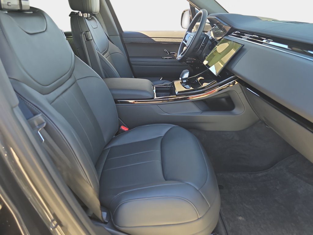 New 2026 Land Rover Range Rover Sport Dynamic SE AWD/4WD image 10
