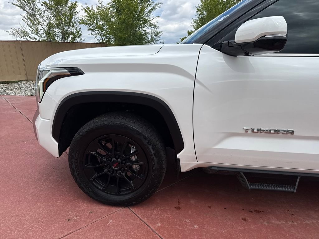 Used 2023 Toyota Tundra Limited w/ TRD Off-Road Package AWD/4WD image 32