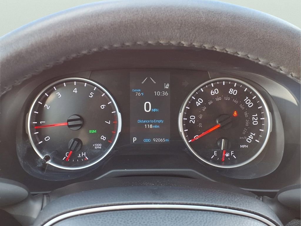 Used 2022 Toyota RAV4 XLE Premium AWD/4WD image 30