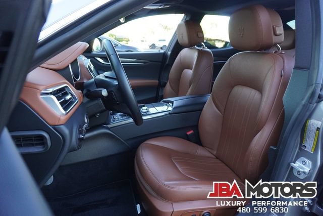 Used 2019 Maserati Ghibli S RWD image 6