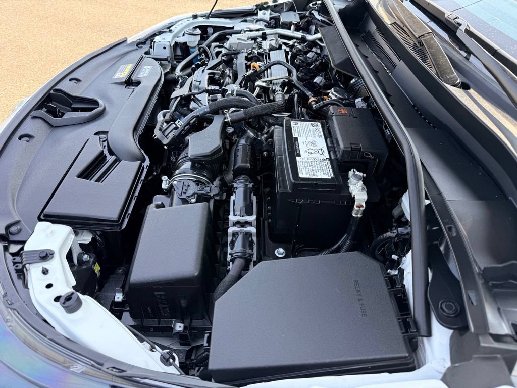 Used 2024 Toyota Corolla XSE FWD image 31