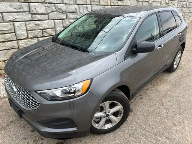 Used 2023 Ford Edge SE video 1