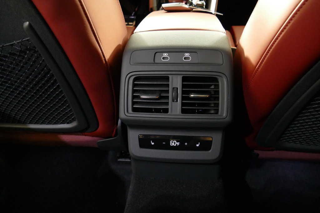 New 2026 Audi SQ5 Prestige AWD/4WD image 28