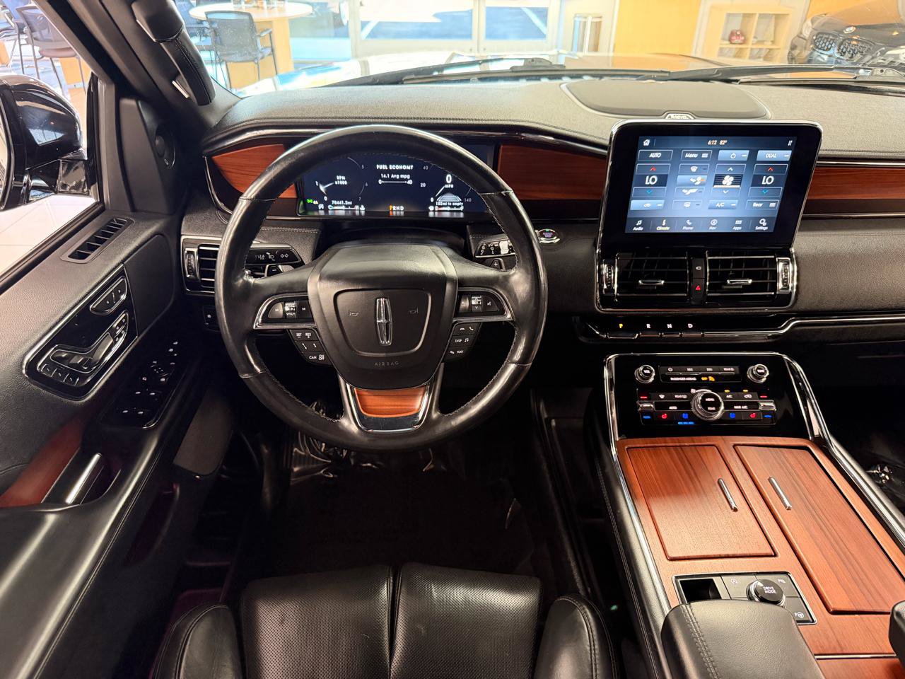 Used 2020 Lincoln Navigator Reserve AWD/4WD image 9