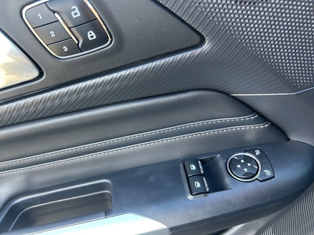 Used 2025 Ford Mustang GT Premium RWD image 24