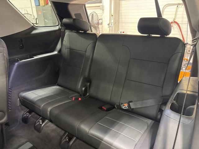 Used 2019 Chevrolet Traverse LT w/ LT Premium Package image 13