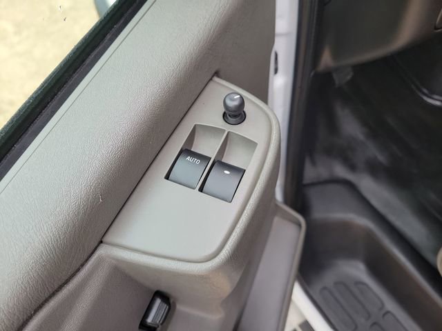 Used 2024 GMC Savana 2500 w/ Driver Convenience Package image 15