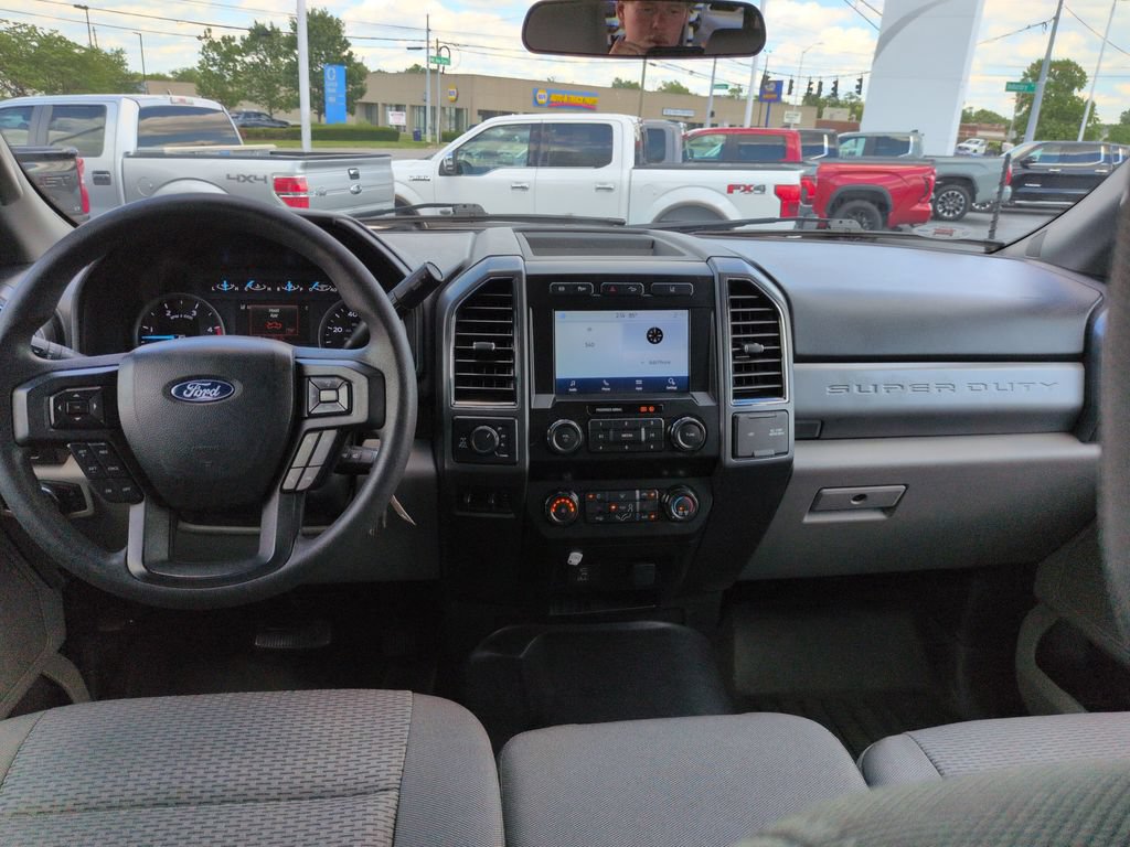 Used 2020 Ford F250 XLT w/ XLT Premium Package AWD/4WD image 12