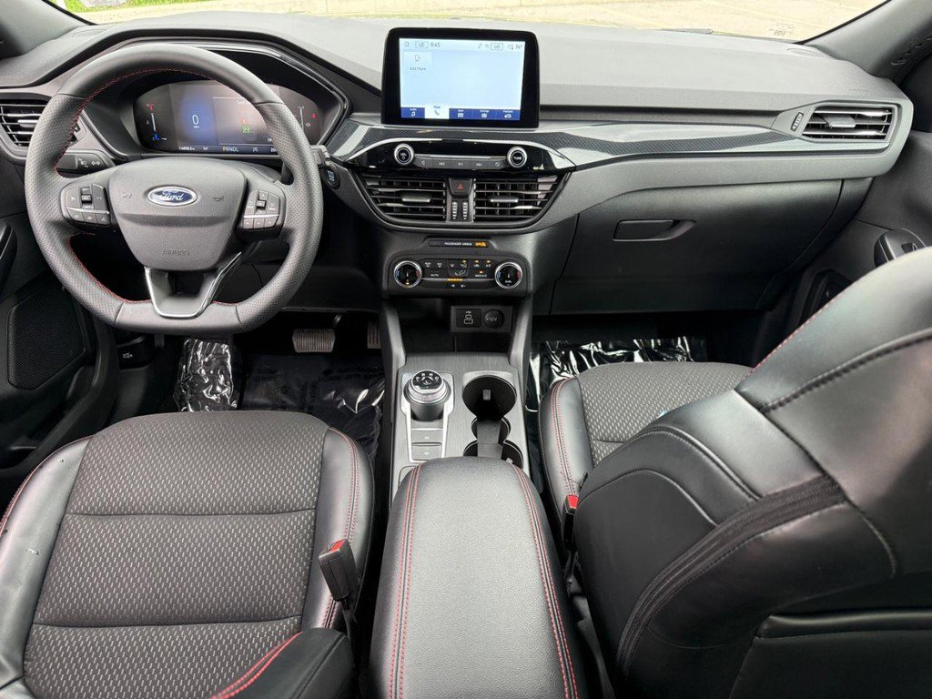 Used 2025 Ford Escape ST-Line AWD/4WD image 12