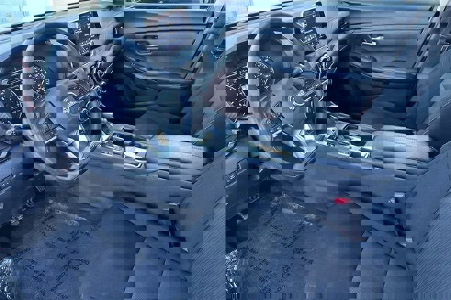 Used 2024 Nissan Sentra SV w/ Trunk Package image 11