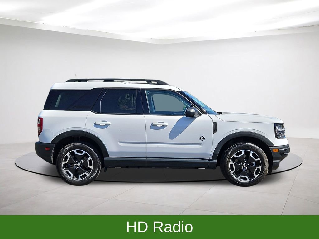 Used 2023 Ford Bronco Sport Outer Banks w/ Tech Package AWD/4WD image 8