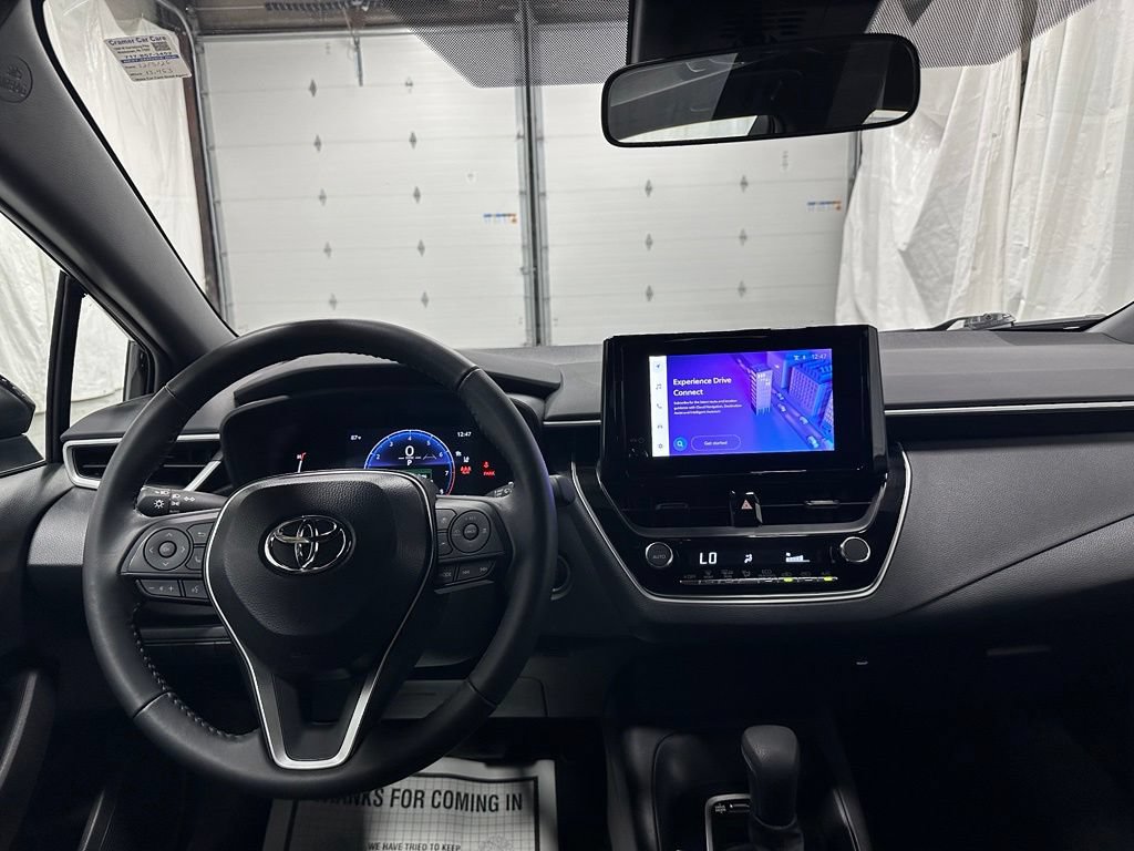Used 2026 Toyota Corolla SE FWD image 16