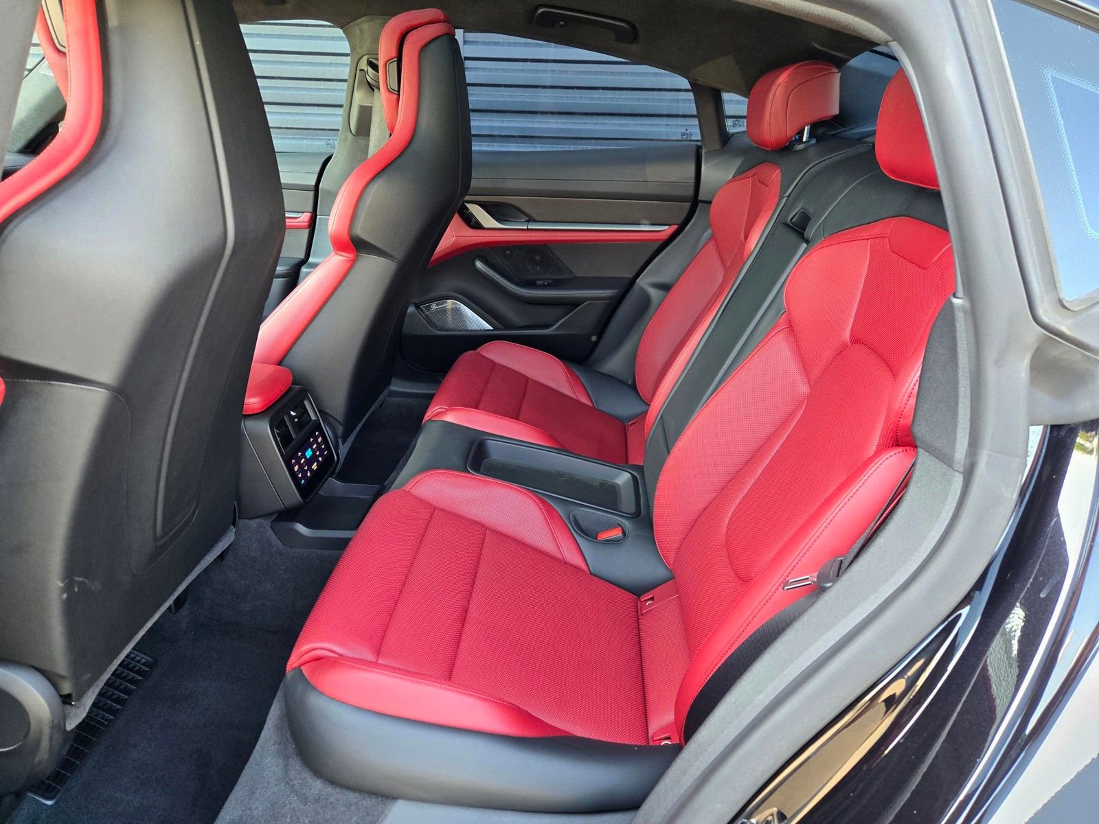 Certified 2020 Porsche Taycan Turbo S AWD/4WD image 19