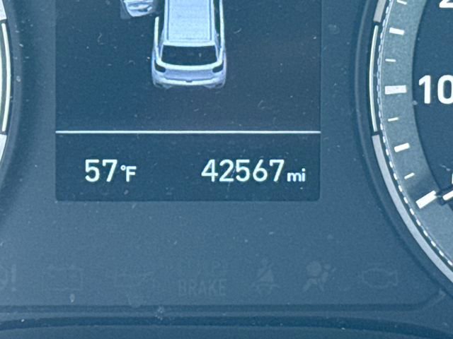 Certified 2022 Hyundai Venue SEL w/ Cargo Package image 16