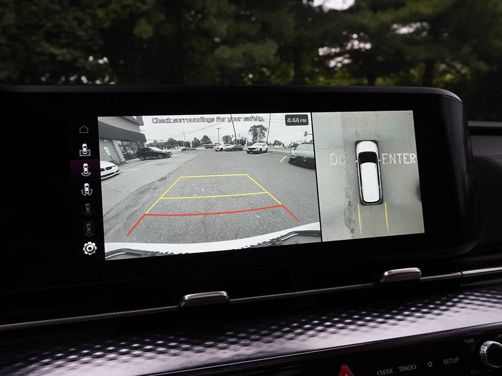 Used 2023 Kia Carnival SX Prestige FWD image 53