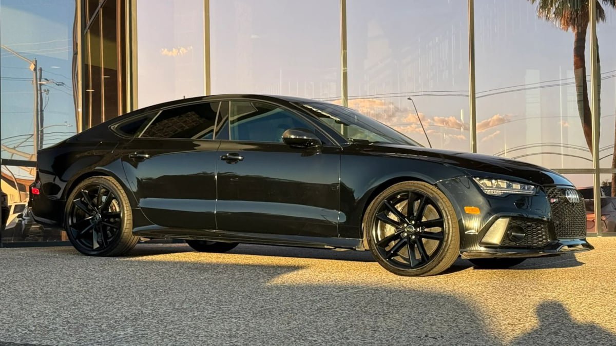 Used 2018 Audi RS 7 Performance w/ Driver Assistance Package AWD/4WD image 15
