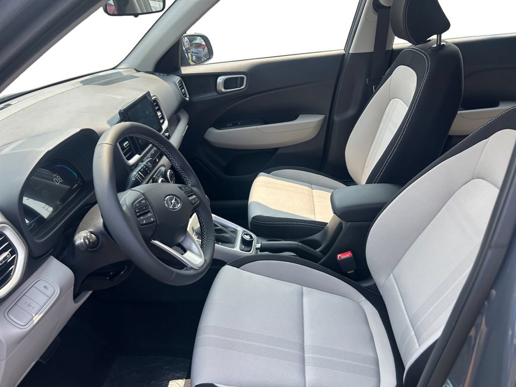 New 2026 Hyundai Venue SEL FWD image 9
