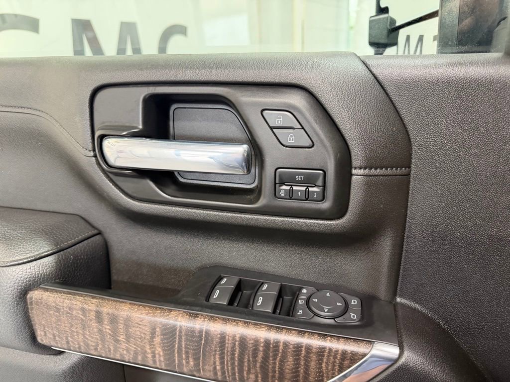 Used 2022 GMC Sierra 2500 Denali image 15