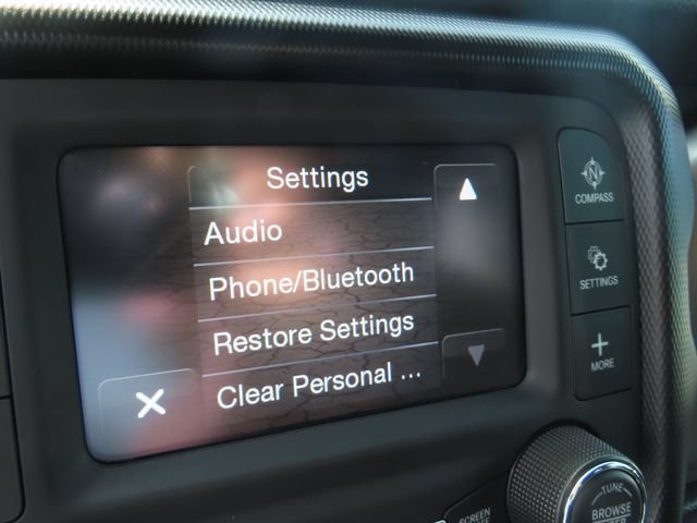 Used 2021 Jeep Gladiator Sport AWD/4WD image 32