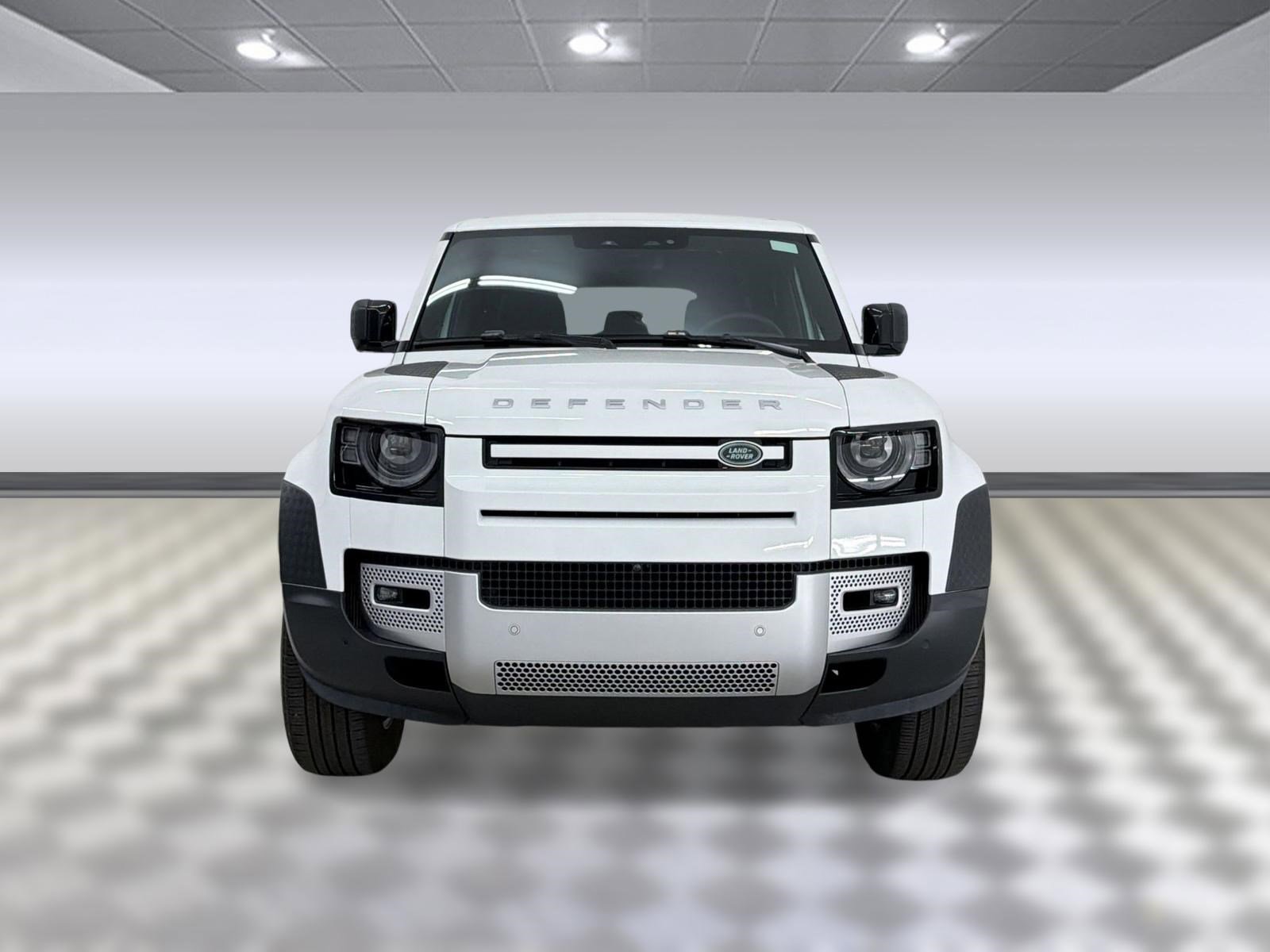 Used 2025 Land Rover Defender 110 S image 6