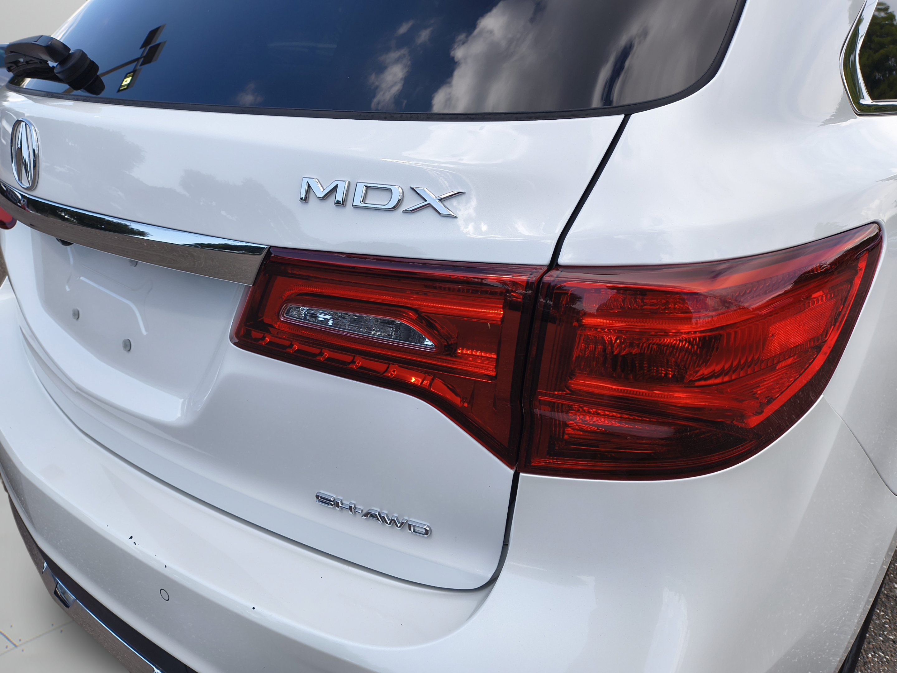 Used 2020 Acura MDX w/ Technology Package AWD/4WD image 12