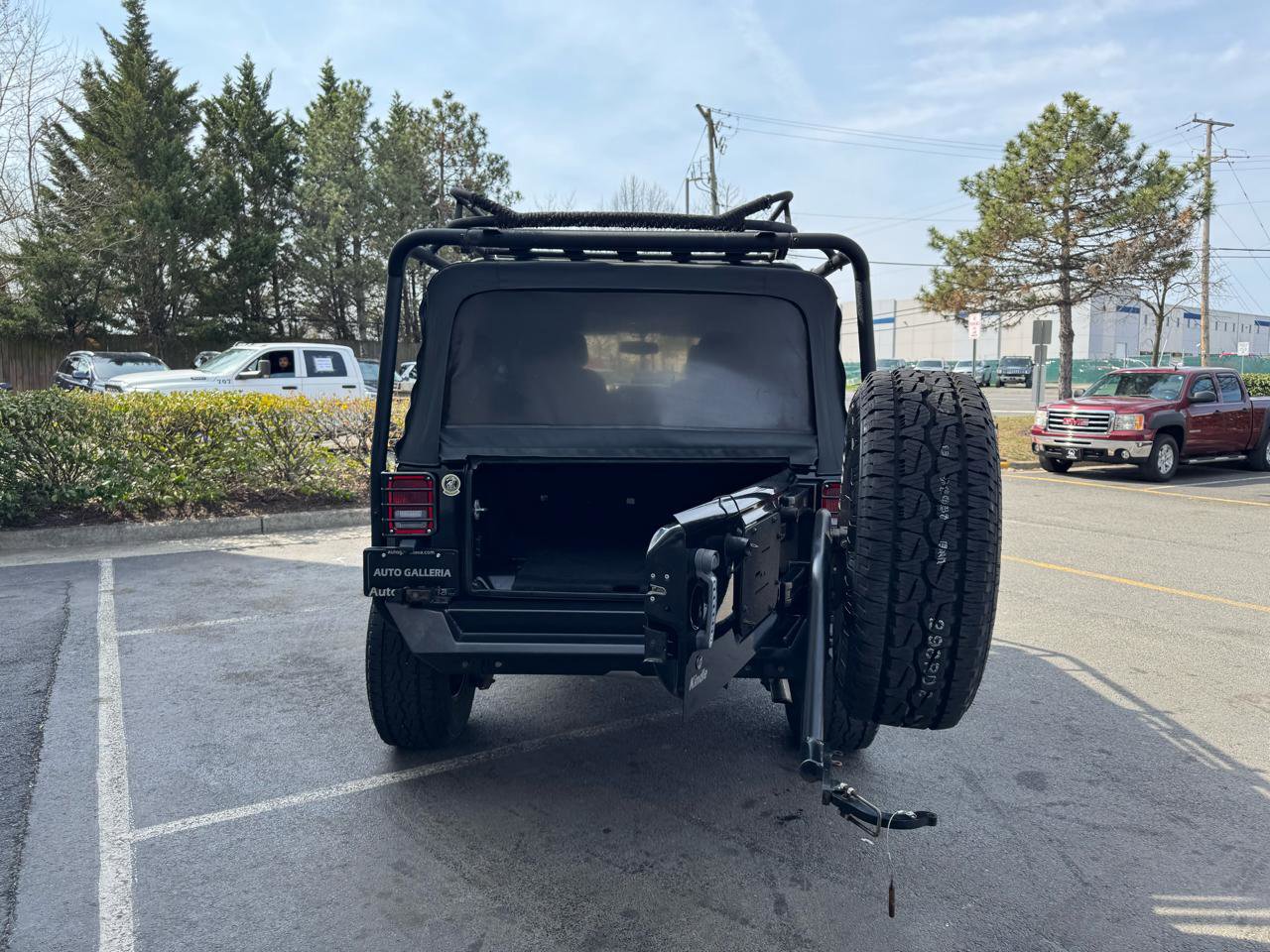 Used 2015 Jeep Wrangler Unlimited Sport w/ Quick Order Package 24S AWD/4WD image 20